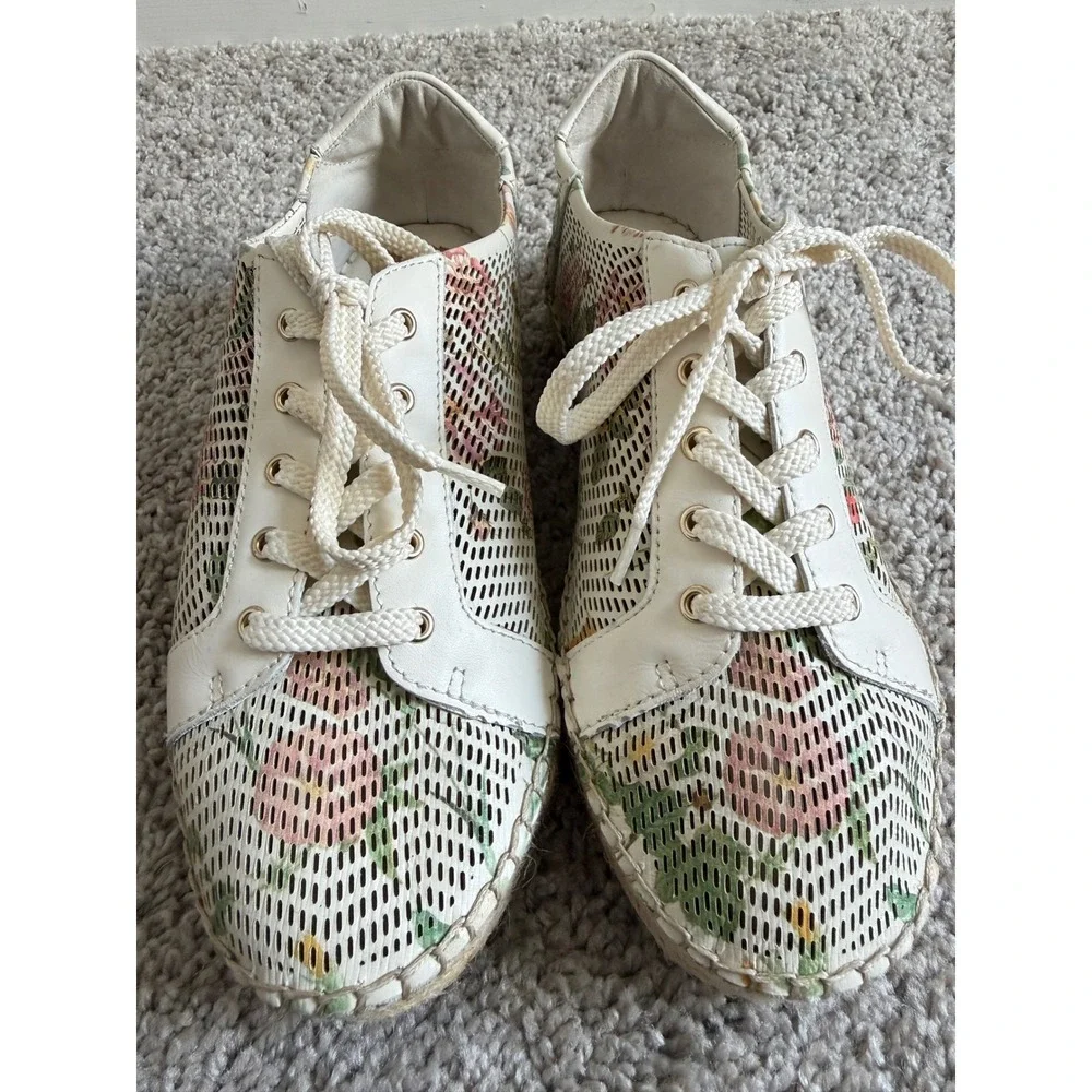 Vince Camuto Floral Perforated Leather Espadrille Platform Sneakers White 7.5